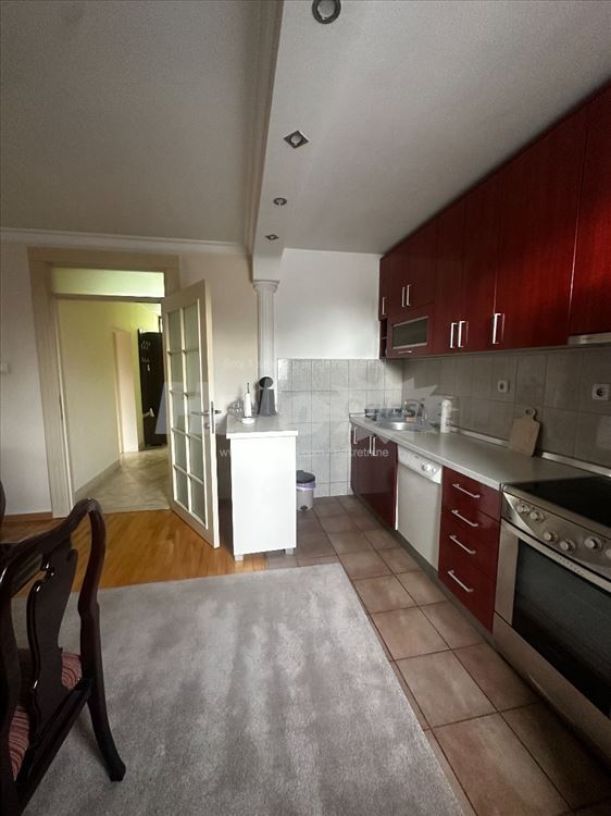 Moderan, nov stan 75 m2, FULL oprema-parking — 9
