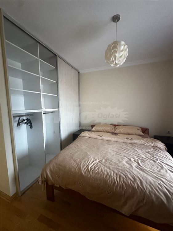 Moderan, nov stan 75 m2, FULL oprema-parking — 11