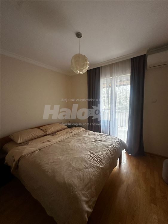 Moderan, nov stan 75 m2, FULL oprema-parking — 12