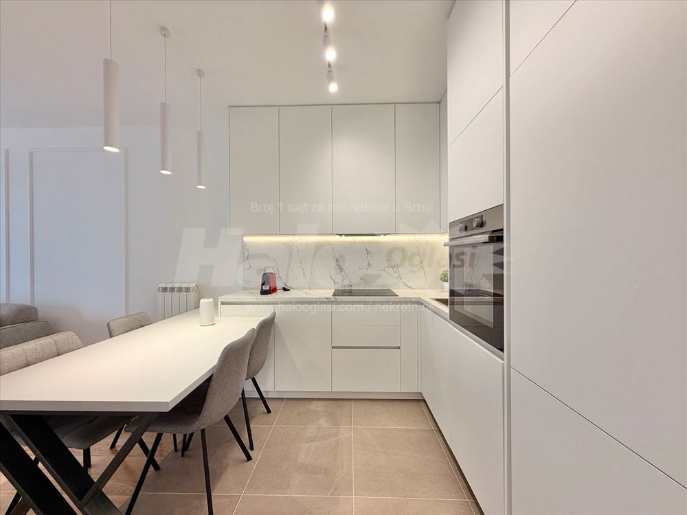 Moderan stan u Central Gardenu — 6