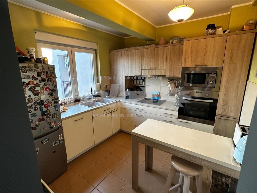 Moderan, svetao, trosoban stan sa garažom — 3