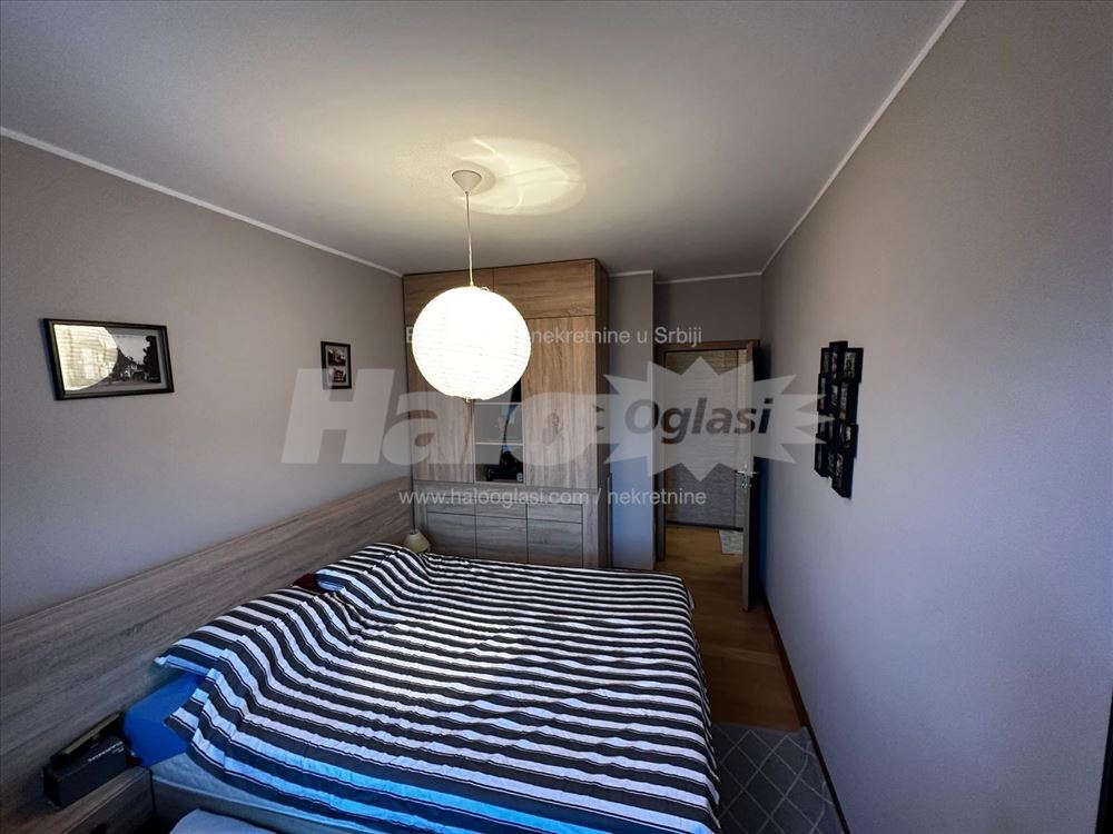 Moderan, svetao, trosoban stan sa garažom — 5
