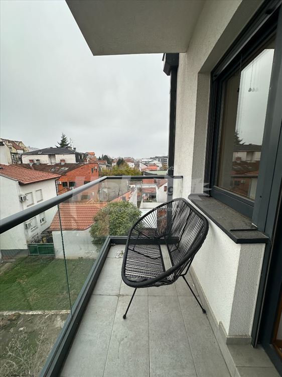 Moderan, topao,  sređen i opremljen stan - Vračar — 14