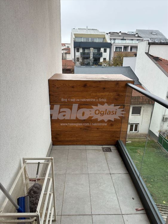 Moderan, topao,  sređen i opremljen stan - Vračar — 15