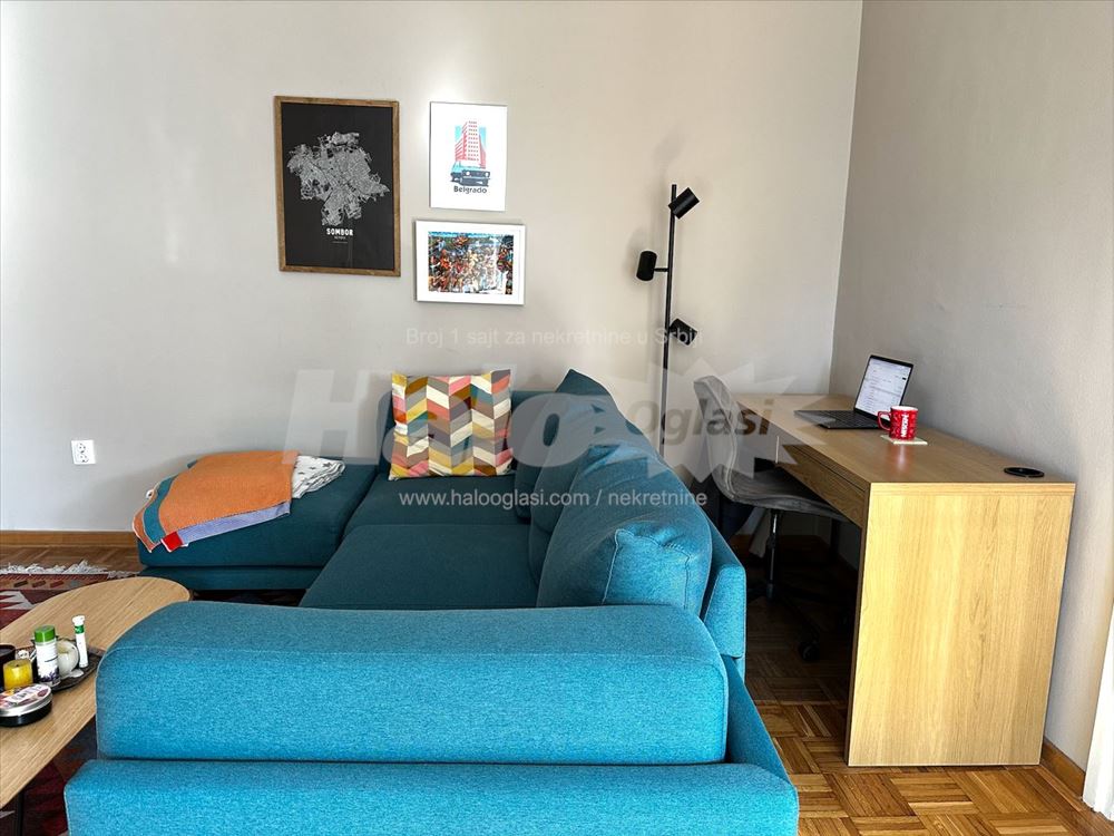 Moderno namešten dvosoban stan kod Arene, Blok 22 — 2