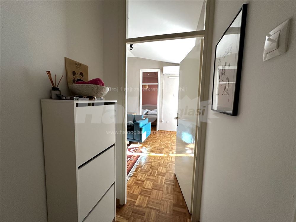 Moderno namešten dvosoban stan kod Arene, Blok 22 — 5