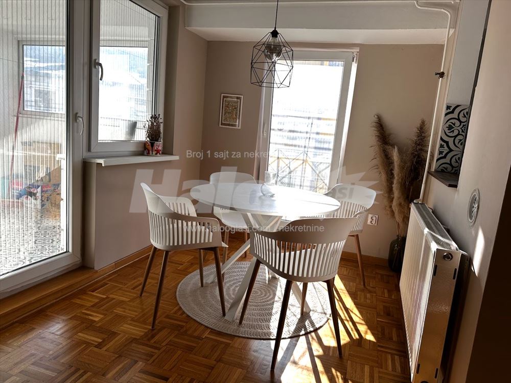 Moderno namešten dvosoban stan kod Arene, Blok 22 — 6