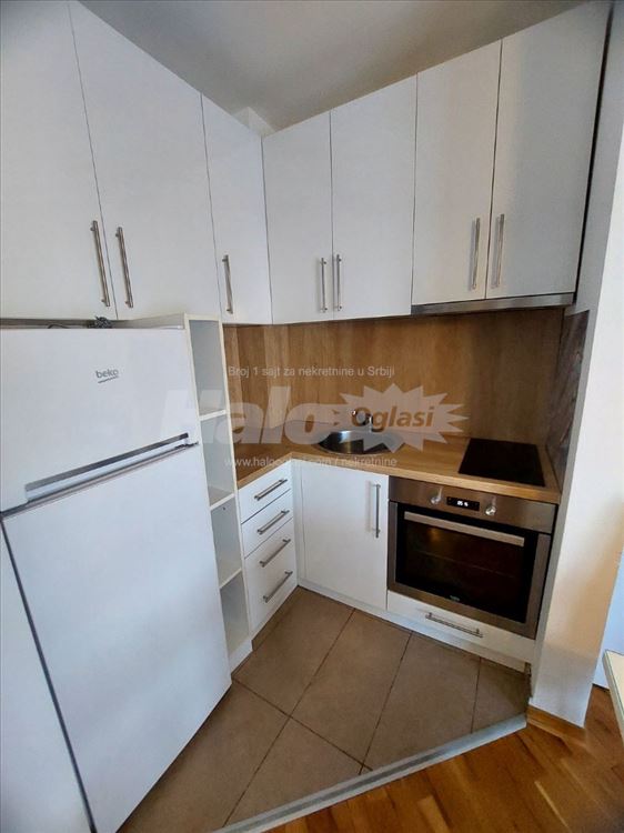 Moderno opremljen stan, Mirijevski Bulevar — 7