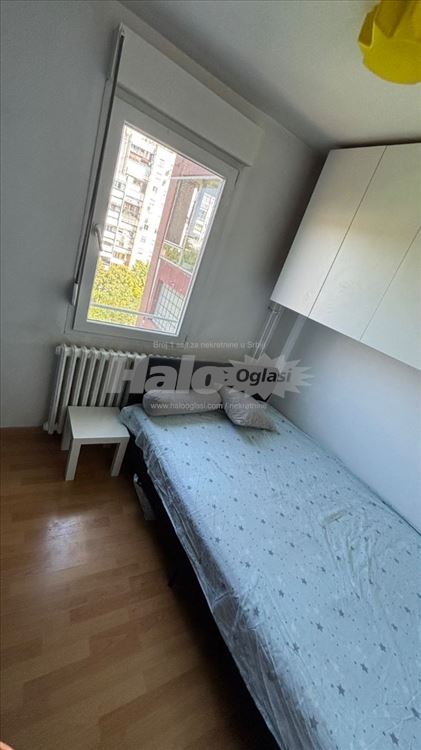 Moderno opremljen stan u 63. Bloku — 8