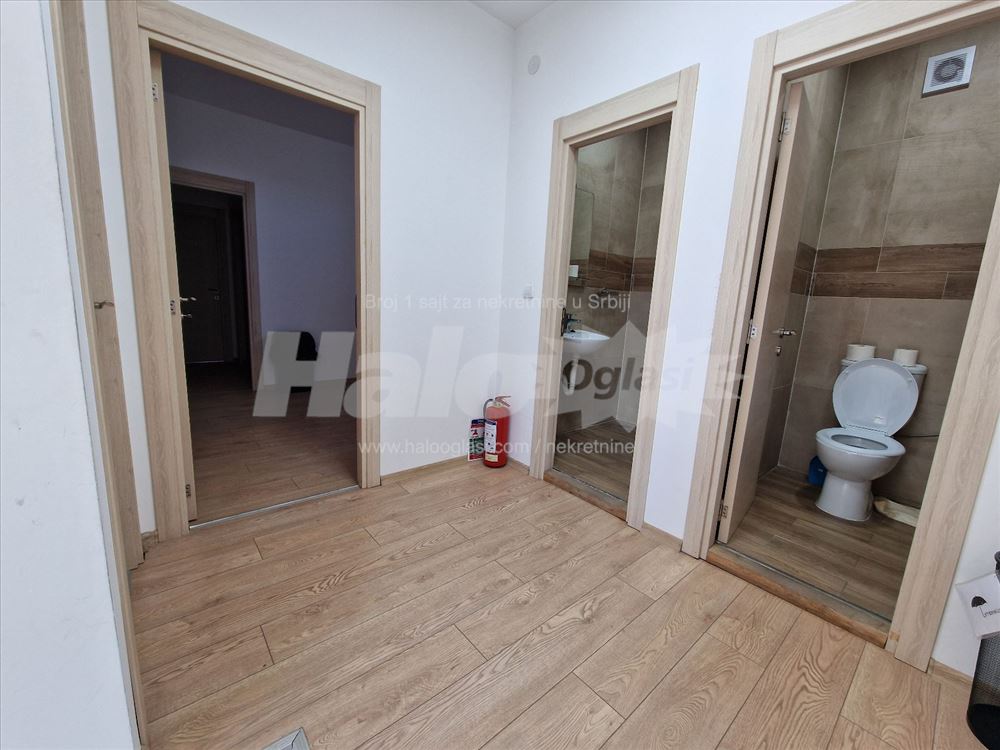 Multifunkcionalni poslovni objekat 520m2 Altina — 10