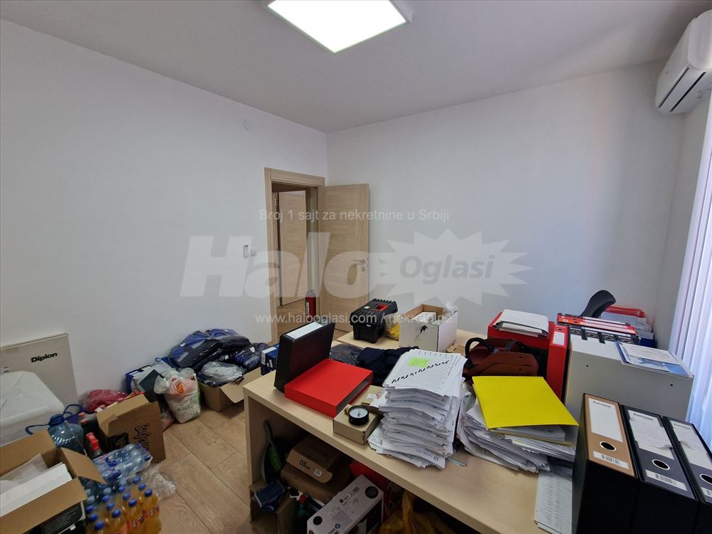 Multifunkcionalni poslovni objekat 520m2 Altina — 15