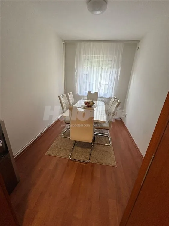Na prodaju šestosoban stan(duplex)133 m2. — 7