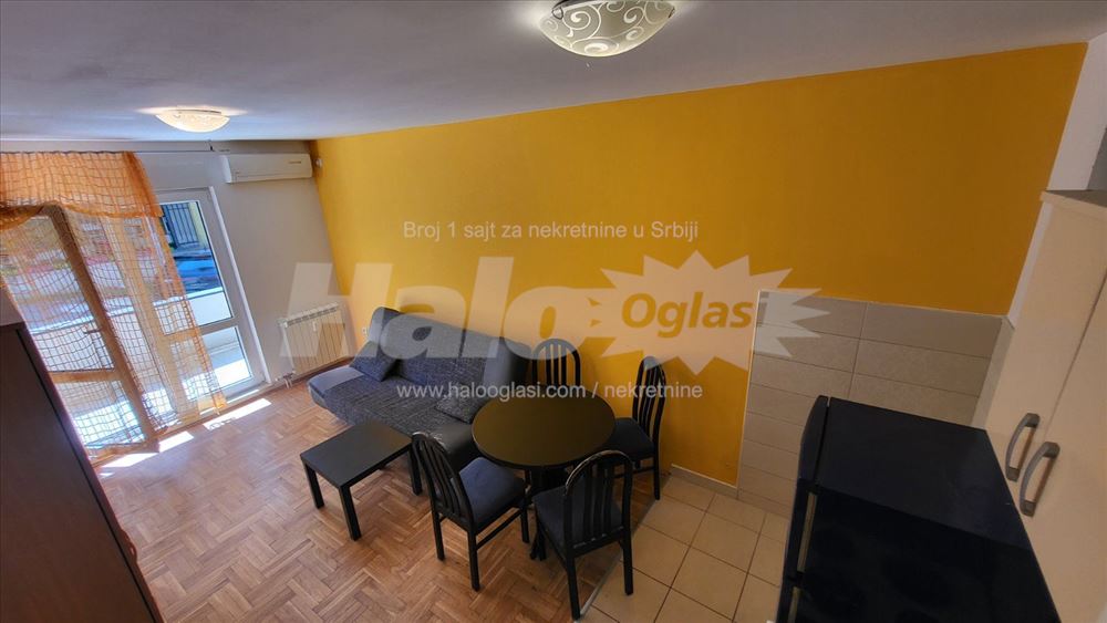Na prodaju garsonjera-odlična investicija — 9