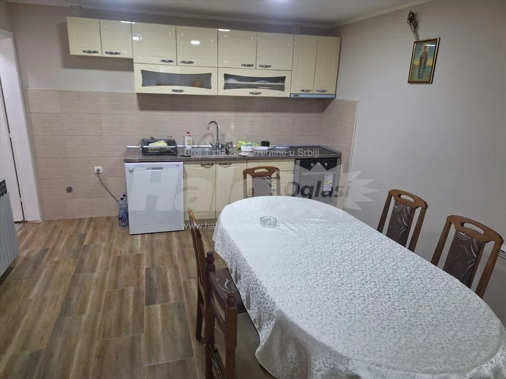 Na prodaju kuća u Lazarevcu — 8