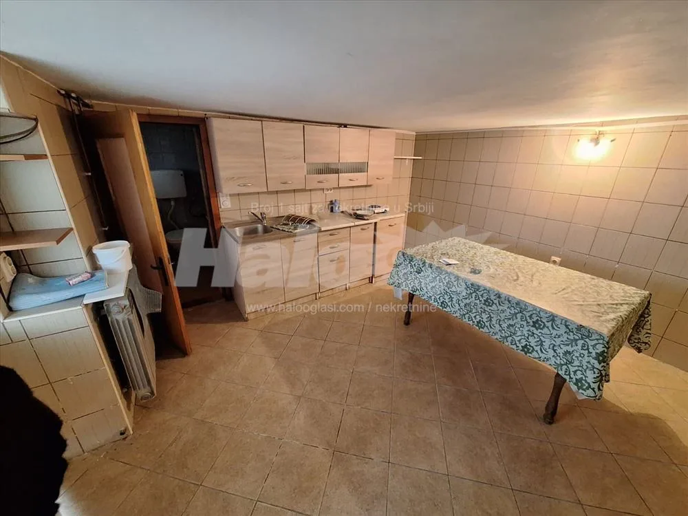 Na prodaju kuća u Lazarevcu — 15