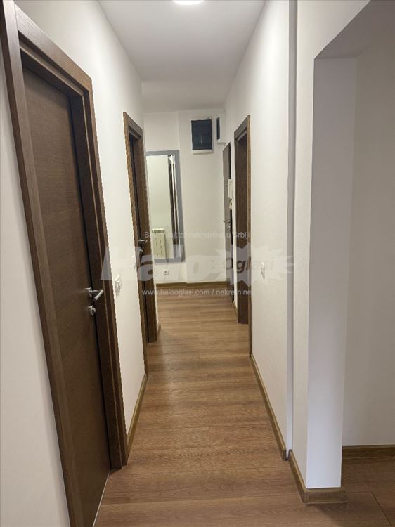 Na prodaju petosoban stan na Novom Beogradu — 4