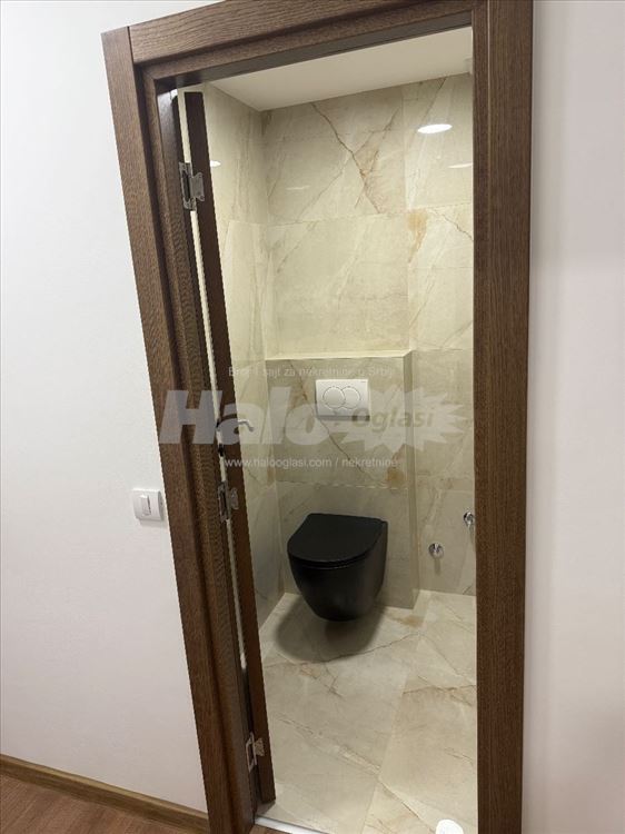 Na prodaju petosoban stan na Novom Beogradu — 11