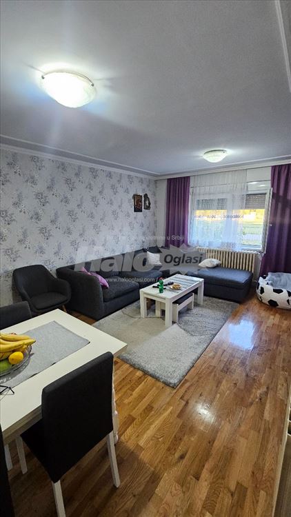 Na prodaju porodična kuća – 110 m², Ugrinovci — 5