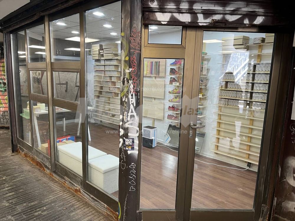 Na prodaju – poslovni lokal sa aktivnim zakupcem — 2