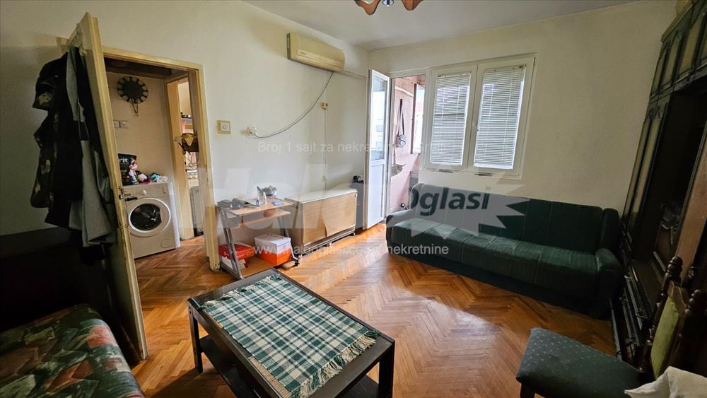 Na prodaju stan površine 33m² + terasa od 3m² — 3