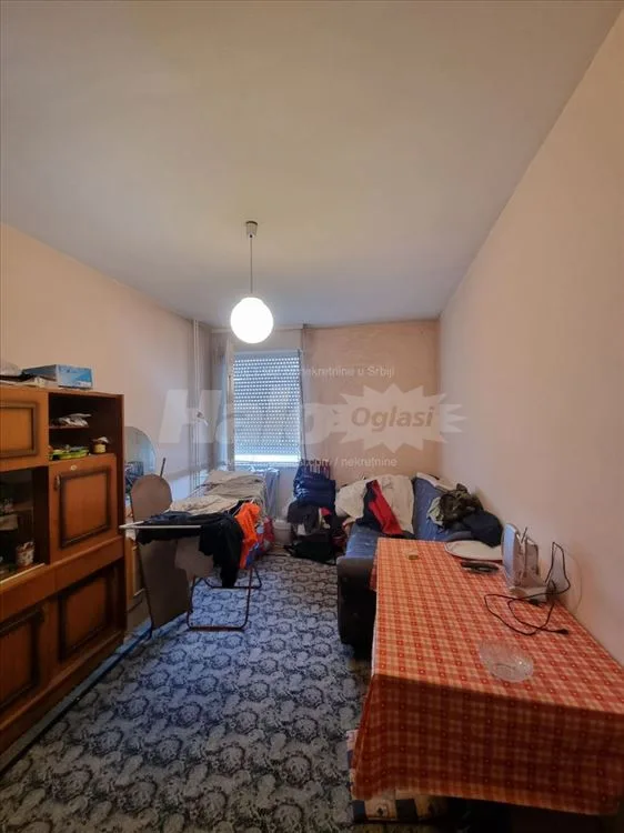 Na prodaju stan u najlepšem delu Borče,centar 3 — 13