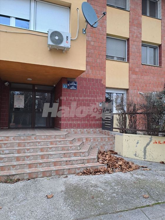 Najbolji stan na Bežanijskoj kosi — 2