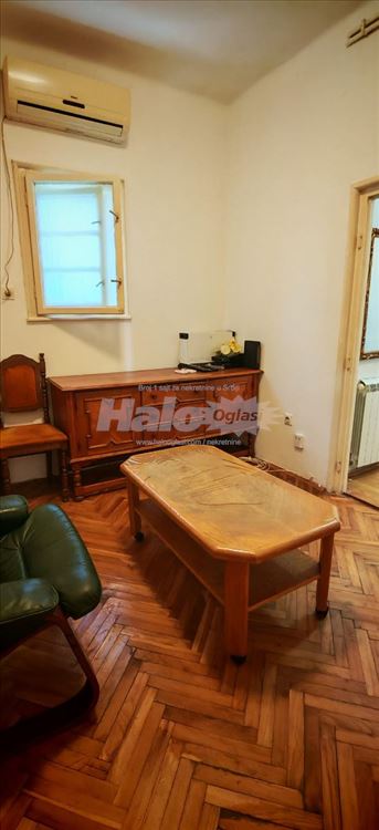 Namešten 2.0 stan 29 m2 ispod Hrama, odmah useljiv — 10