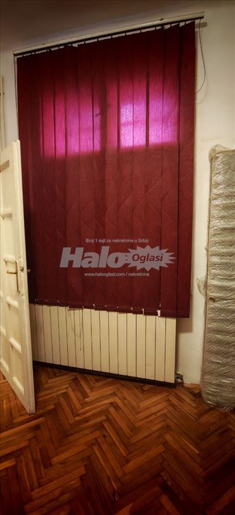 Namešten 2.0 stan 29 m2 ispod Hrama, odmah useljiv — 11