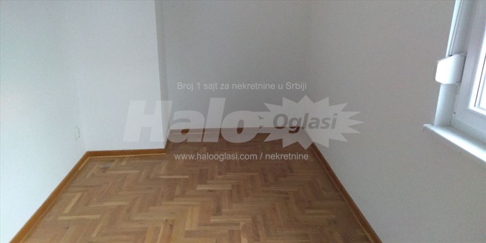 Namesten dvosoban stan na Julinom Brdu — 4