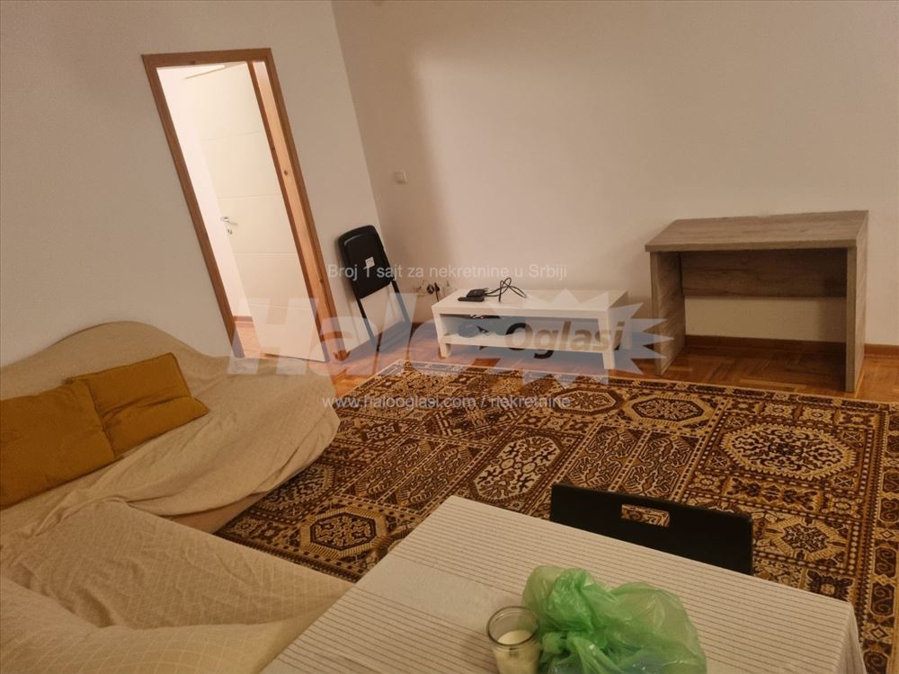Namesten dvosoban stan na Julinom Brdu — 10