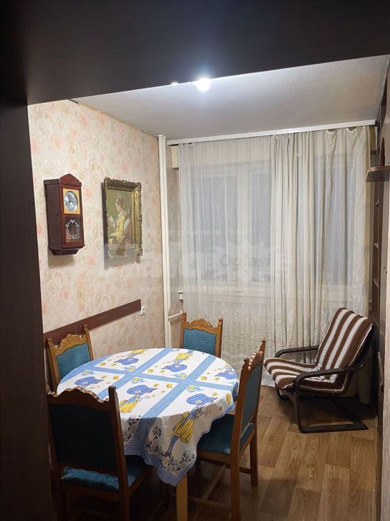 Namesten odmah useljiv stan- Konjarnik — 7