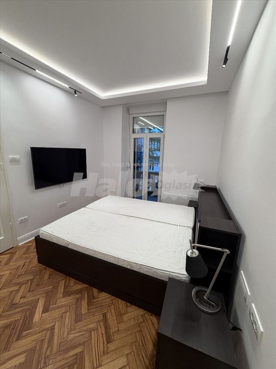 Namesten Salonac Donji Dorcolu kompletno Renoviran — 13