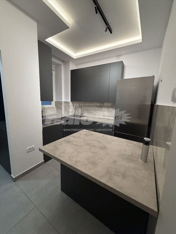 Namesten Salonac Donji Dorcolu kompletno Renoviran — 15