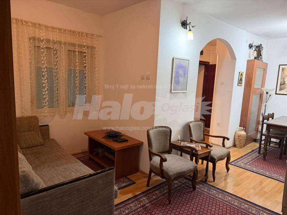 Namešten stan 32m² – Krunska, Vračar — 4