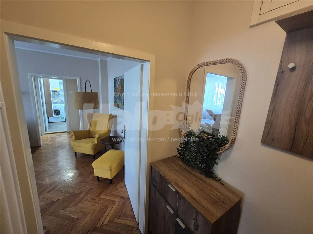Namesten stan 55m2 centar — 10