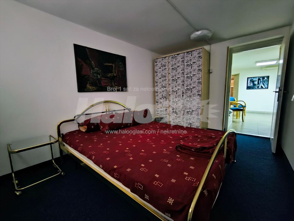 Namešten stan 80m² Banovo brdo od 01.07. — 7