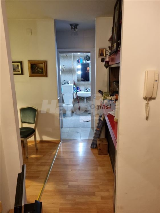 Namesten stan centar Banjice — 5