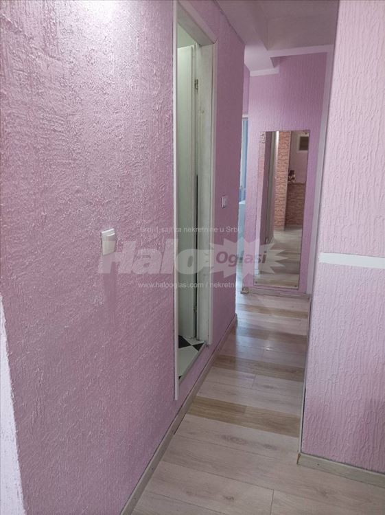 Namešten stan u kući, 50m2, na prvom spratu — 8