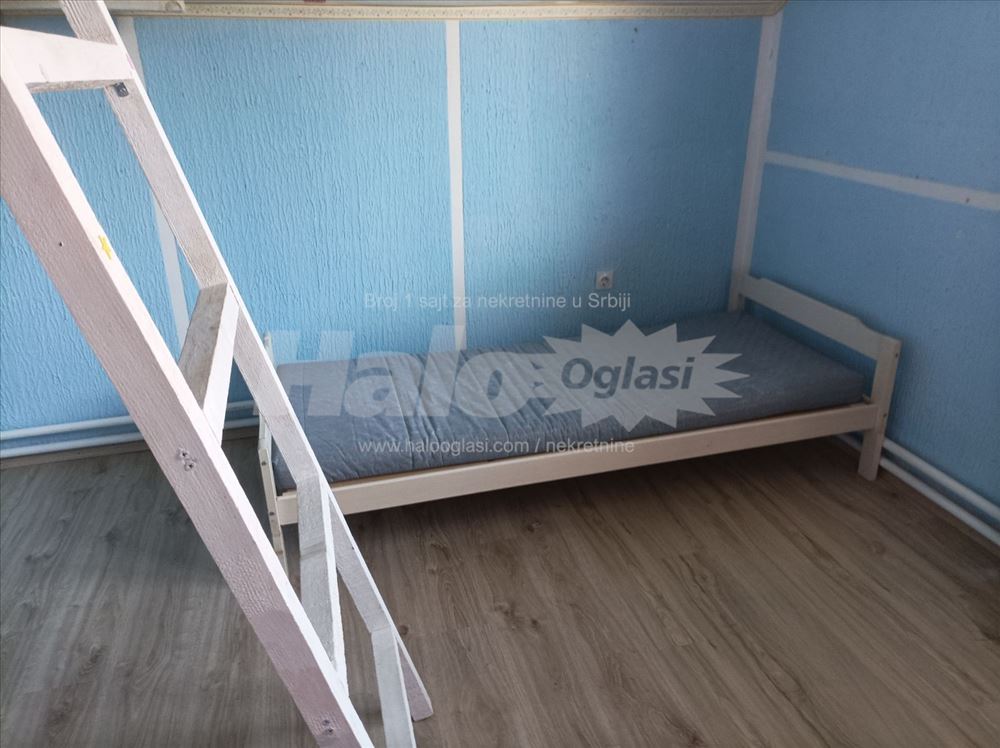 Namešten stan u kući, 50m2, na prvom spratu — 15