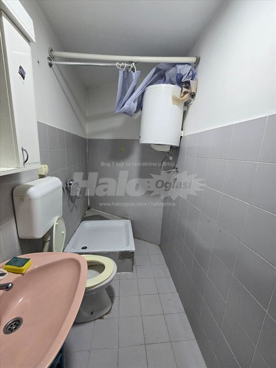 Namešten stan u Mirijevu — 3