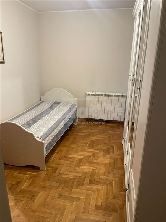 Namešten dvosoban stan 52m², Beograd-Voždovac FON — 10