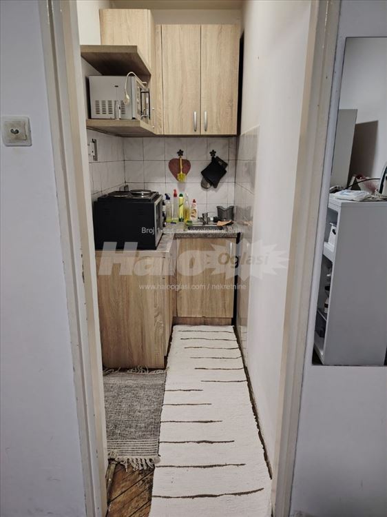 Namešten dvosoban stan na Banovom brdu — 6