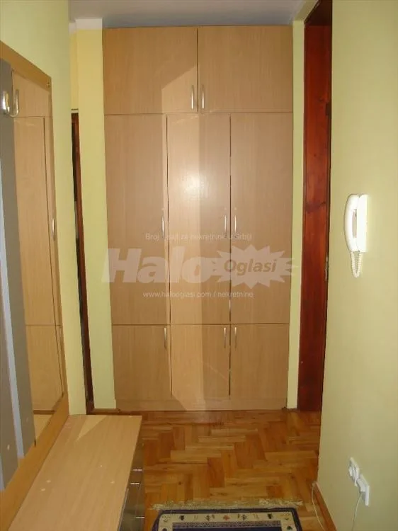 Namešten dvosoban stan u Borči 56kvm — 5