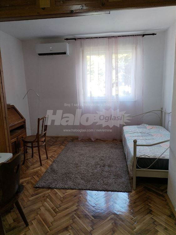 Namešten jednoiposoban stan - Brace Jerkovic — 2