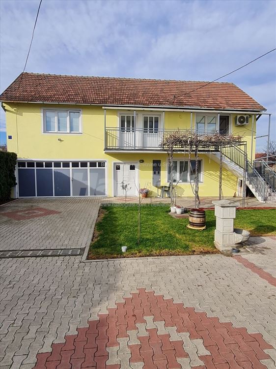 Namešten odličan nov stan u porodičnoj kuci — 9