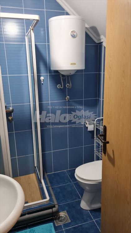 Namešten odličan nov stan u porodičnoj kuci — 11