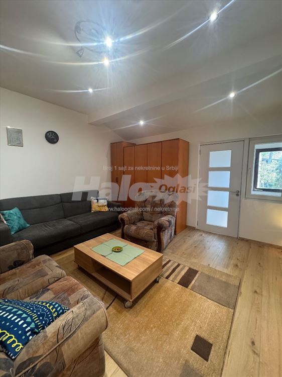 Namešten stan 32m² Dušanovac – niski troškovi, CG — 3