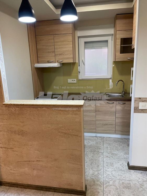Namešten stan 45m2 Ledine — 10