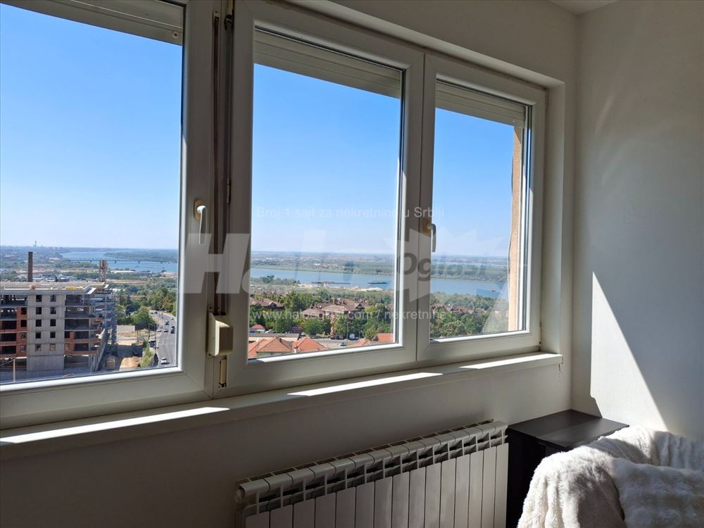 Namešten stan, 46m2, sa pogledom i parkingom — 8