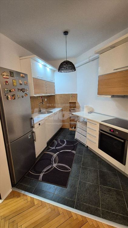 Namešten stan na Ceraku 63+10m2,odlična lokacija — 11